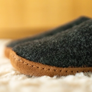 Damen-Hausschuh KITA – Pantolette aus Wollfilz | Soir & Matin