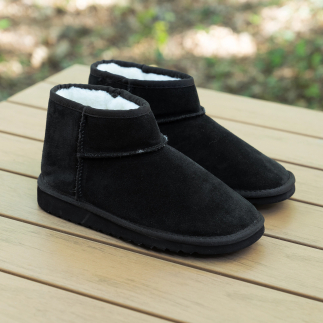 OKI women’s bootie slipper in black leather with wool lining — handcrafted in Spain | Soir & Matin