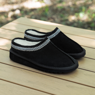 RÉVA women’s mule slipper in black leather with wool lining — handcrafted in Spain | Soir & Matin